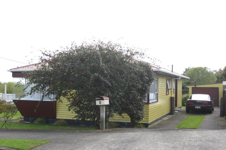 Photo of property in 6 Ranfurly Street, Frankleigh Park, New Plymouth, 4310