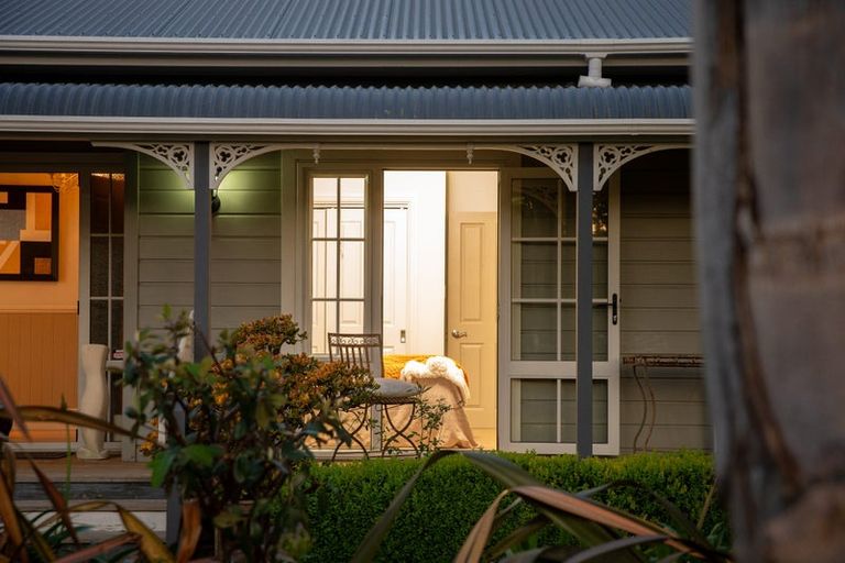 Photo of property in 48 Elizabeth Street, Waikanae, 5036