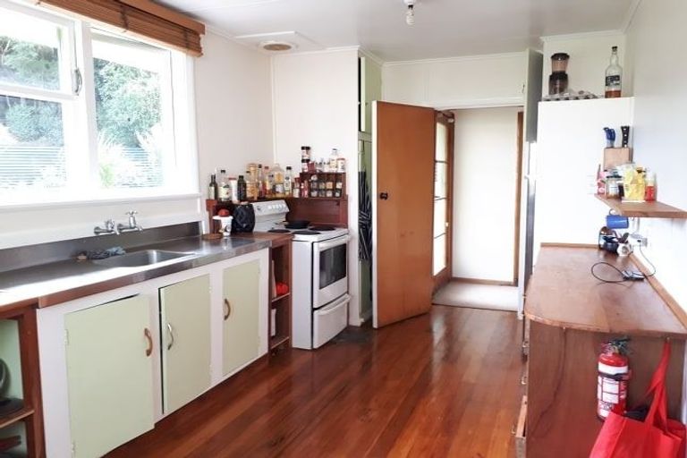 Photo of property in 29 Ruahine Street, Paraparaumu, 5032