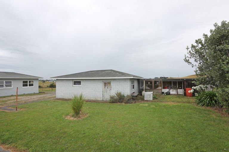 Photo of property in 2 Viles Road, Bulls, 4894