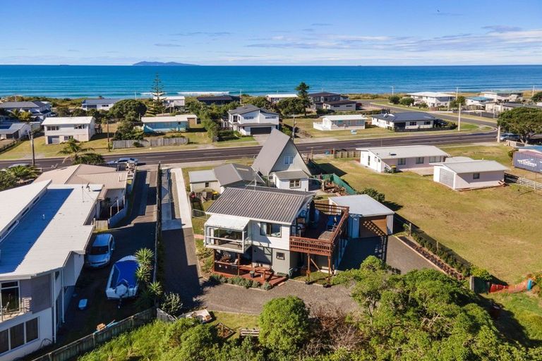 Photo of property in 266b Seaforth Road, Waihi Beach, 3611