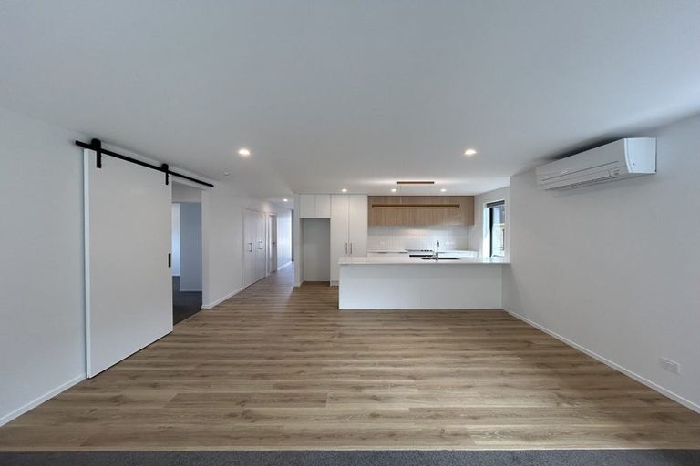 Photo of property in 5 Shoveler Road, Jacks Point, 9371