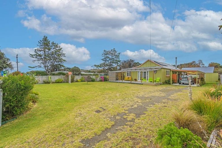 Photo of property in 34 Koputara Road, Himatangi Beach, Foxton, 4891