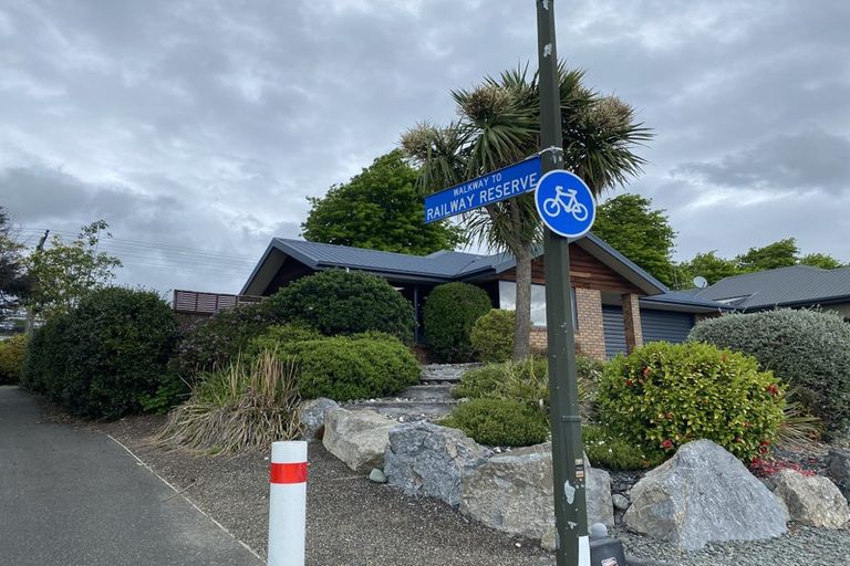 Photo of property in 90 Fergusson Street, Stoke, Nelson, 7011