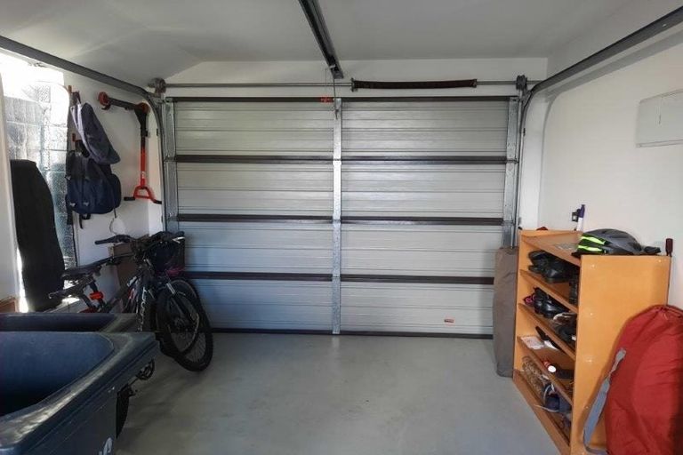 Photo of property in 10 North Avon Road, Richmond, Christchurch, 8013