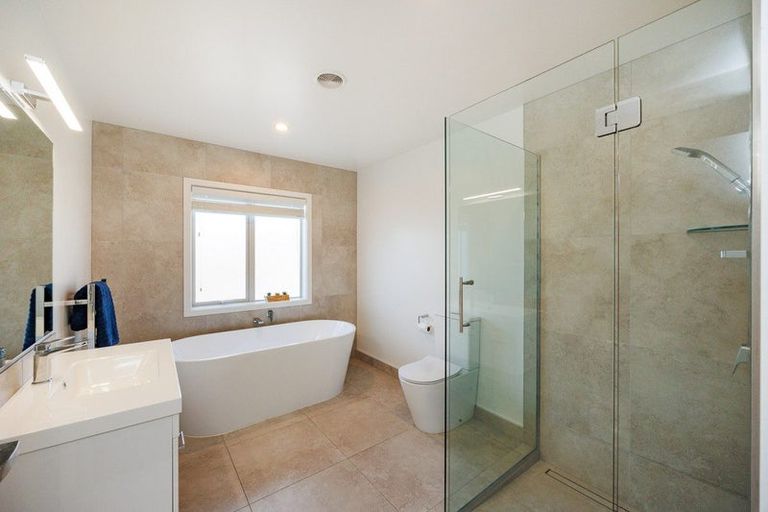 Photo of property in 140 Mount Biggs Road, Halcombe, 4779