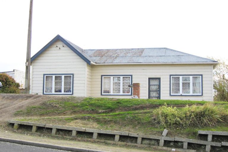 Photo of property in 69 Salcombe Street, Kaitangata, 9210