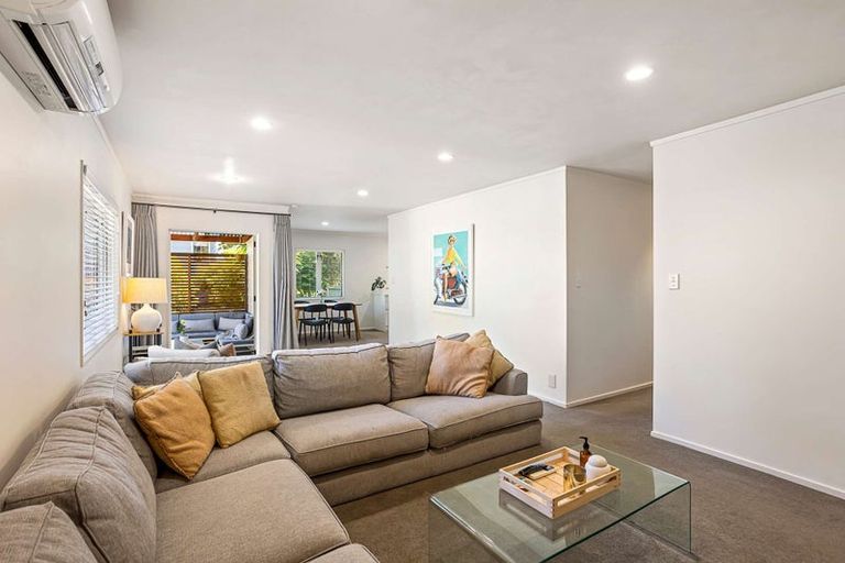 Photo of property in 55c Tramway Road, Beach Haven, Auckland, 0626