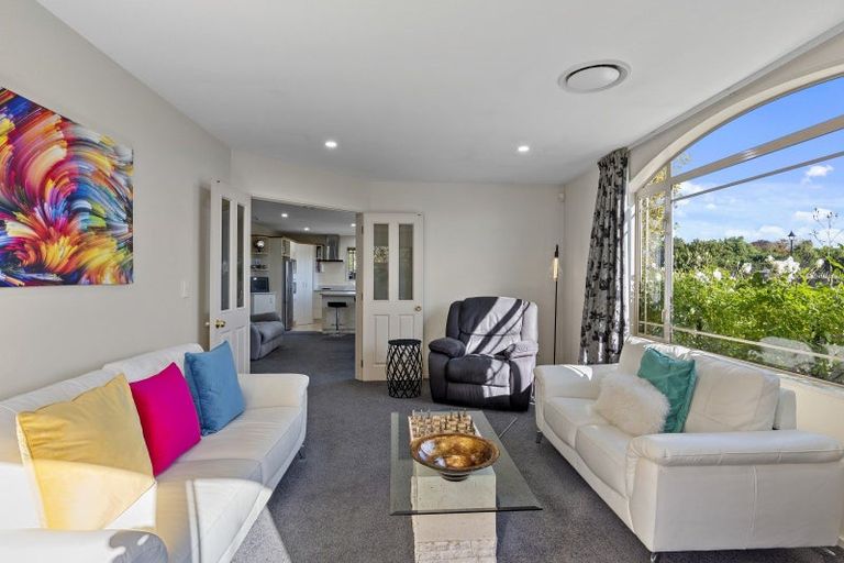 Photo of property in 1 Ballybrack Place, Casebrook, Christchurch, 8051