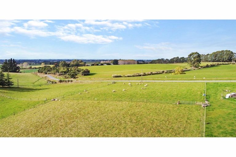 Photo of property in 620 Hadlow Road, Claremont, Timaru, 7974