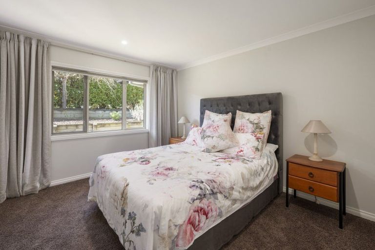 Photo of property in 18 Peregrine Place, Kinloch, Taupo, 3377