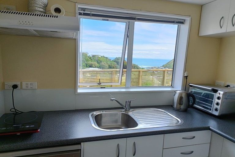 Photo of property in 16a Frobisher Street, Island Bay, Wellington, 6023