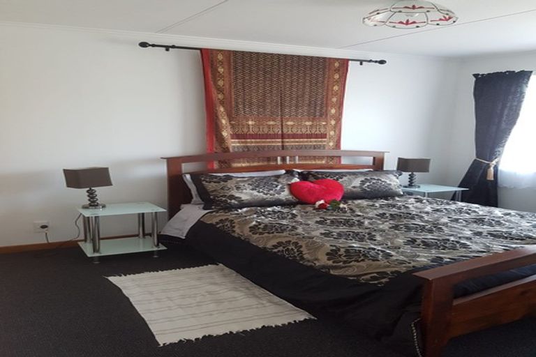 Photo of property in 18a Guyton Street, Whanganui, 4500