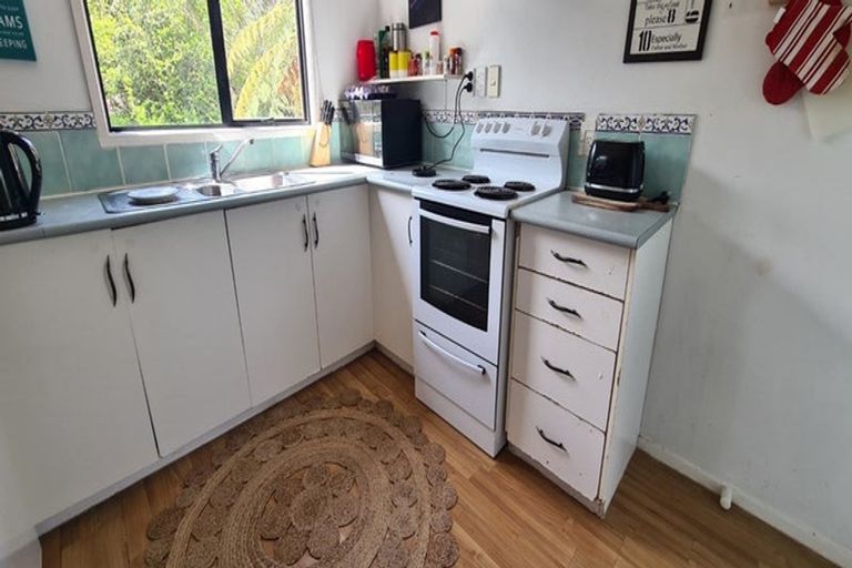 Photo of property in 57 Holmes Drive South, Massey, Auckland, 0614