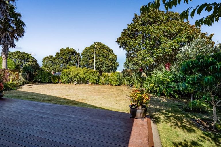 Photo of property in 2 Parkvue Drive, Bell Block, New Plymouth, 4312