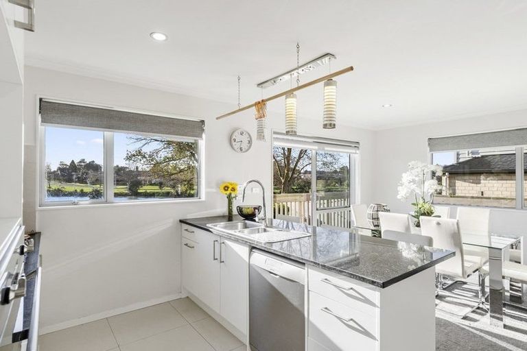 Photo of property in 2f Wood Street, Papakura, 2110