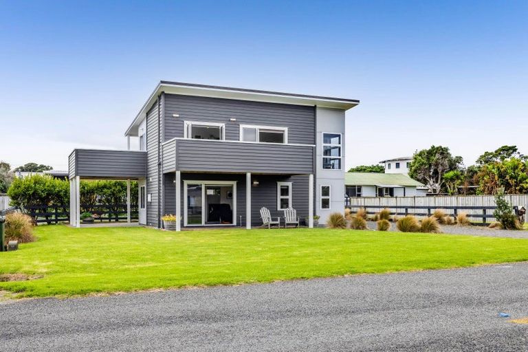 Photo of property in 5 Dorset Street, Opunake, 4616