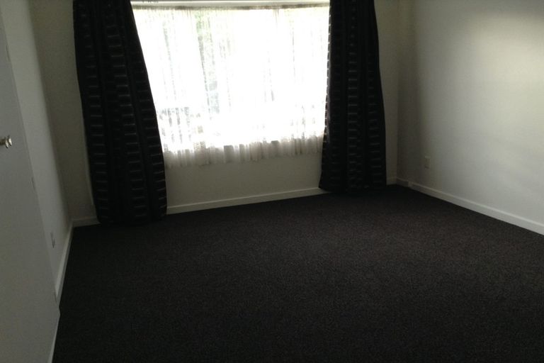 Photo of property in 2/39 Waimairi Road, Upper Riccarton, Christchurch, 8041