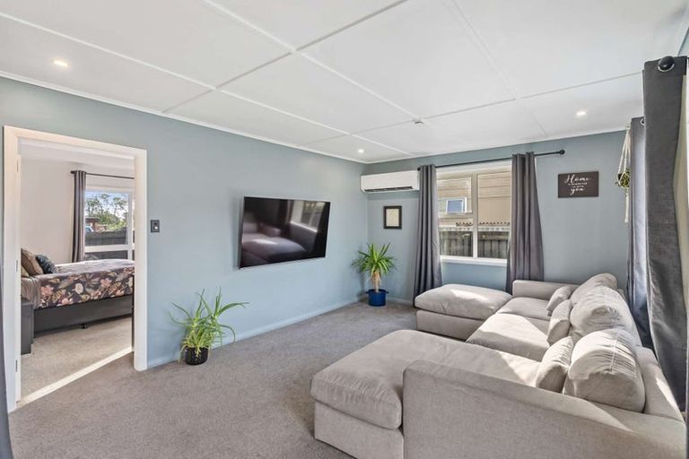 Photo of property in 67 Bower Avenue, New Brighton, Christchurch, 8083