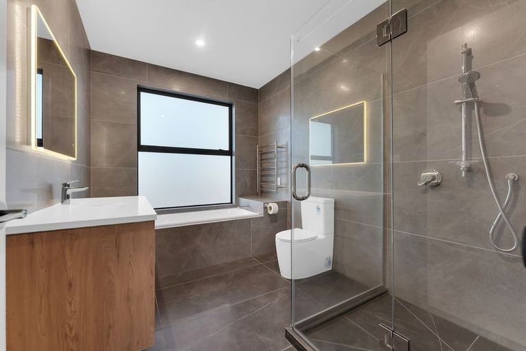 Photo of property in 6 Peet Row, Pokeno, 2471