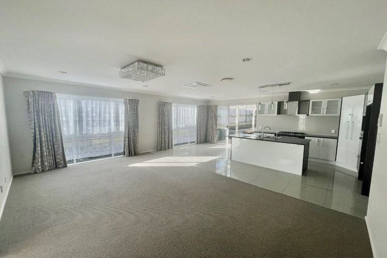 Photo of property in 7 Dromoland Drive, Flat Bush, Auckland, 2019