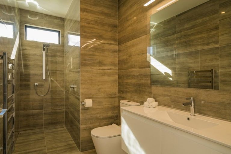 Photo of property in 73 Leeward Drive, Whitianga, 3510