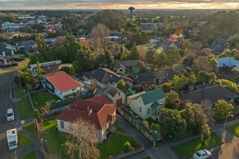 Photo of property in 102 Atawhai Road, Fitzherbert, Palmerston North, 4410