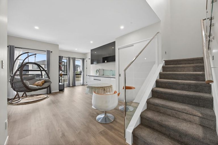 Photo of property in 26 Bendridge Street, Flat Bush, Auckland, 2019