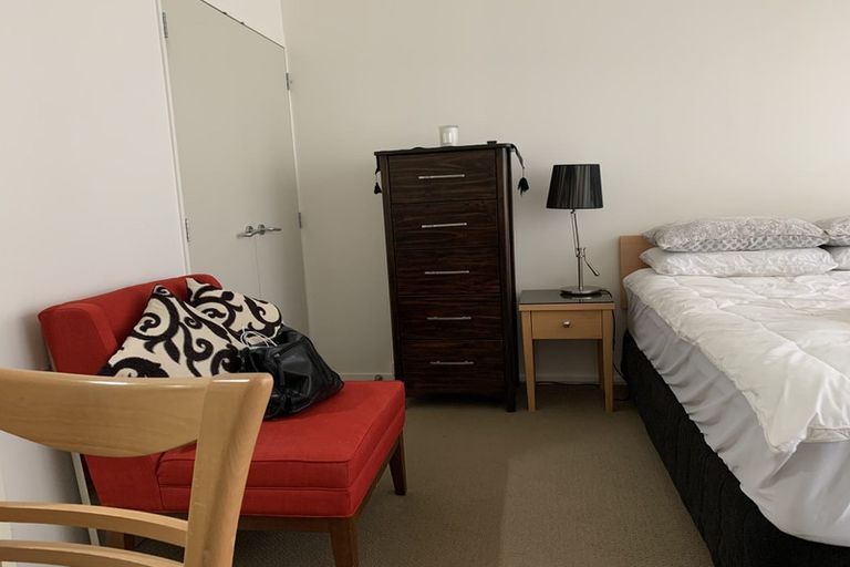 Photo of property in Gilmer Terrace Car Park, 412/9 Gilmer Terrace, Wellington Central, Wellington, 6011