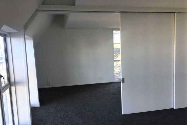 Photo of property in 14/15 Peterborough Street, Christchurch Central, Christchurch, 8013
