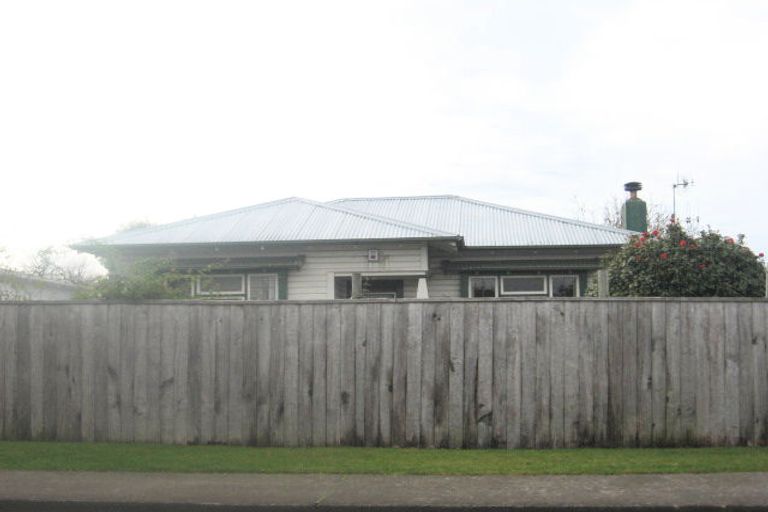 Photo of property in 1108 Saint Aubyn Street East, Parkvale, Hastings, 4122