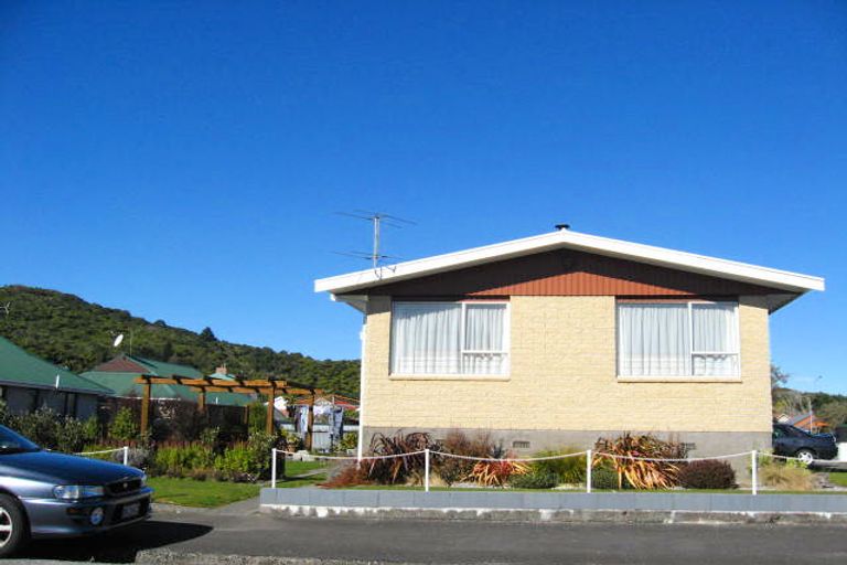 Photo of property in 1 Franklin Street, Greymouth, 7805
