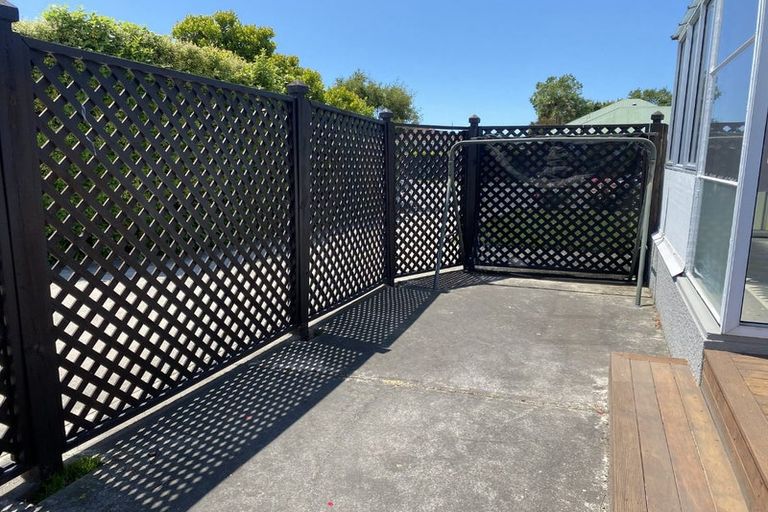 Photo of property in 1/21 Division Street, Riccarton, Christchurch, 8041