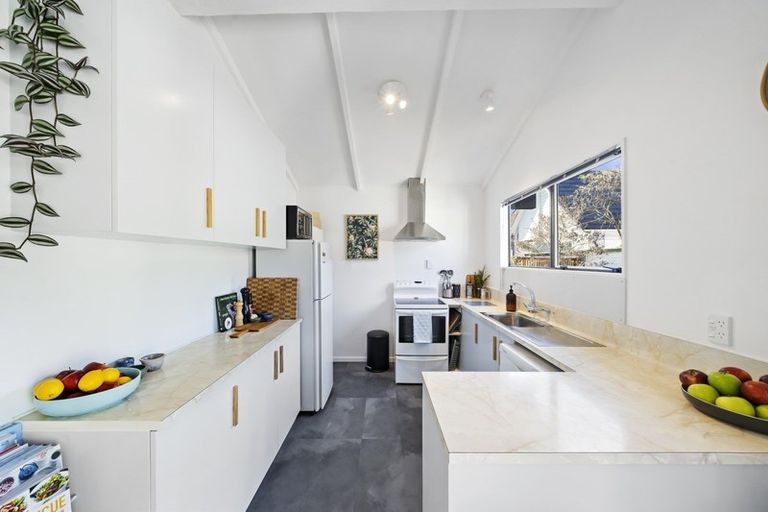 Photo of property in 42 Weka Street, Miramar, Wellington, 6022