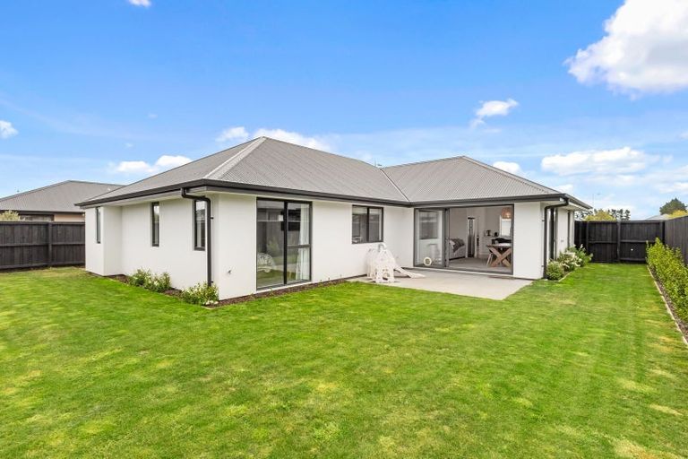 Photo of property in 15 Avanda Avenue, Rolleston, 7615