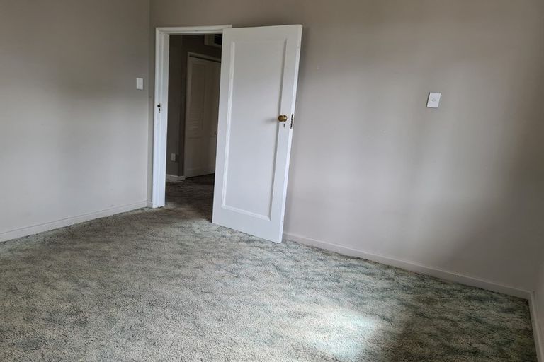 Photo of property in 6 Masons Avenue, Hamilton East, Hamilton, 3216