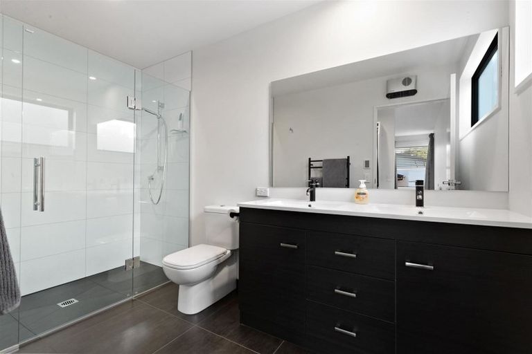 Photo of property in 8 Turnbull Crescent, Wanaka, 9305