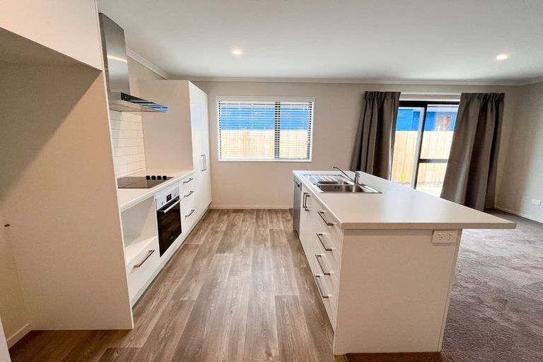 Photo of property in 10 Larissa Road, Halswell, Christchurch, 8025