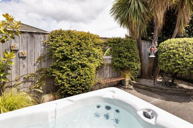 Photo of property in 12 Pelorus Place, Redwoodtown, Blenheim, 7201