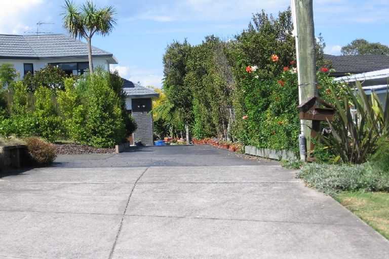 Photo of property in 2/43 Auld Street, Torbay, Auckland, 0630