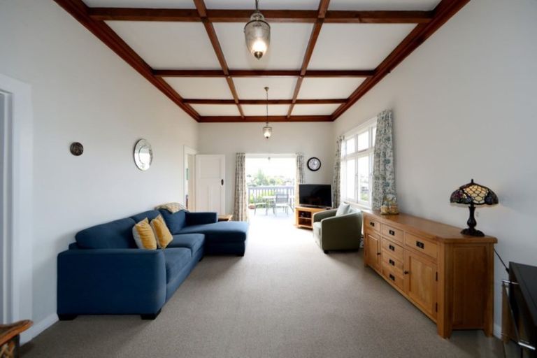 Photo of property in 23 Guys Hill Road, Hospital Hill, Napier, 4110