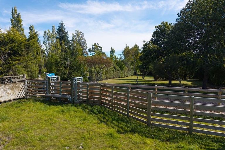 Photo of property in 102 Tricketts Road, West Melton, Christchurch, 7676