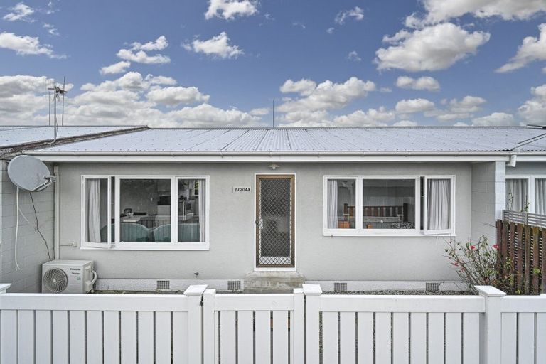 Photo of property in 2/204a Park Road South, Akina, Hastings, 4122