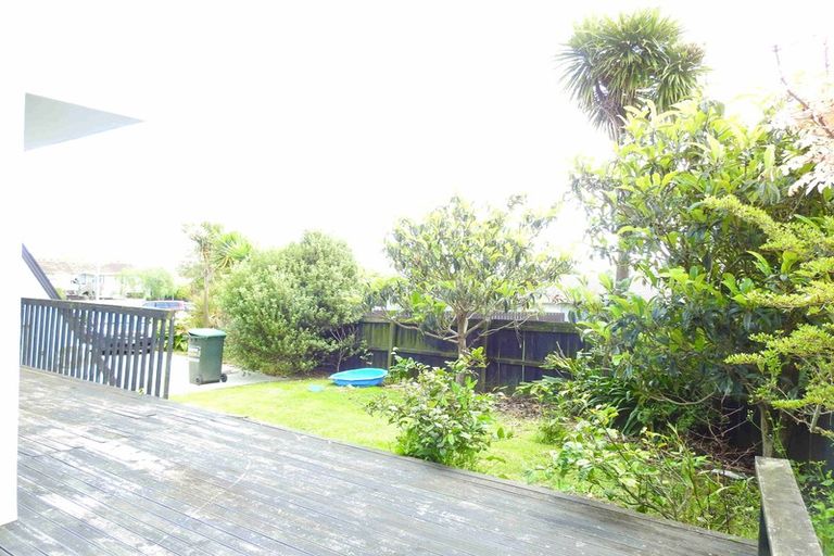 Photo of property in 29 Cairngorm Place, Highland Park, Auckland, 2010