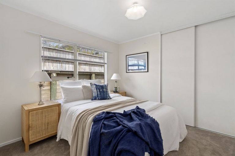 Photo of property in 7 Mercury Lane, Windsor Park, Auckland, 0632