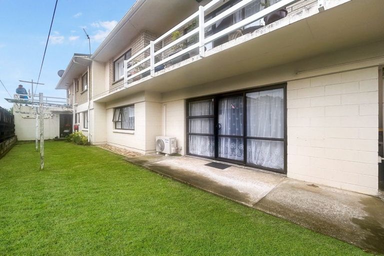 Photo of property in 187 Saint Aubyn Street, New Plymouth, 4310
