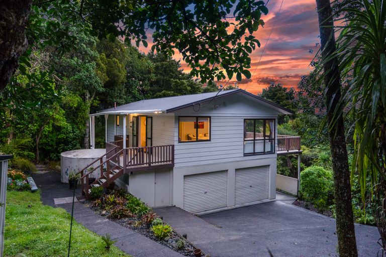 Photo of property in 94 Hinau Road, Waimauku, 0881