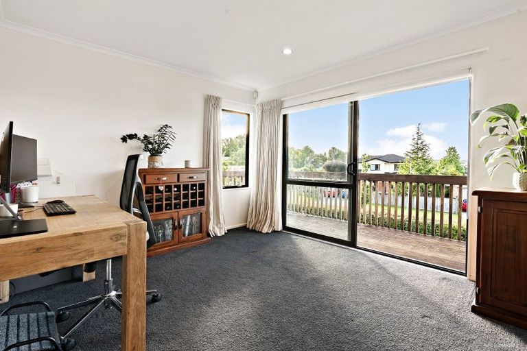 Photo of property in 26 Cape Vista Crescent, Pukekohe, 2120