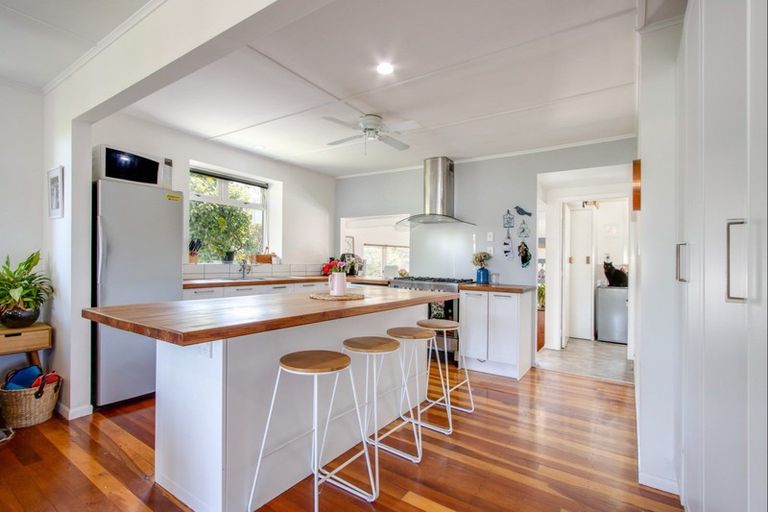 Photo of property in 27 Magdalen Crescent, Pirimai, Napier, 4112