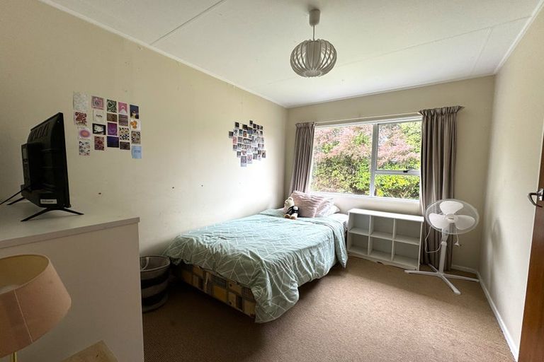 Photo of property in 8b Geraldine Crescent, Cloverlea, Palmerston North, 4412